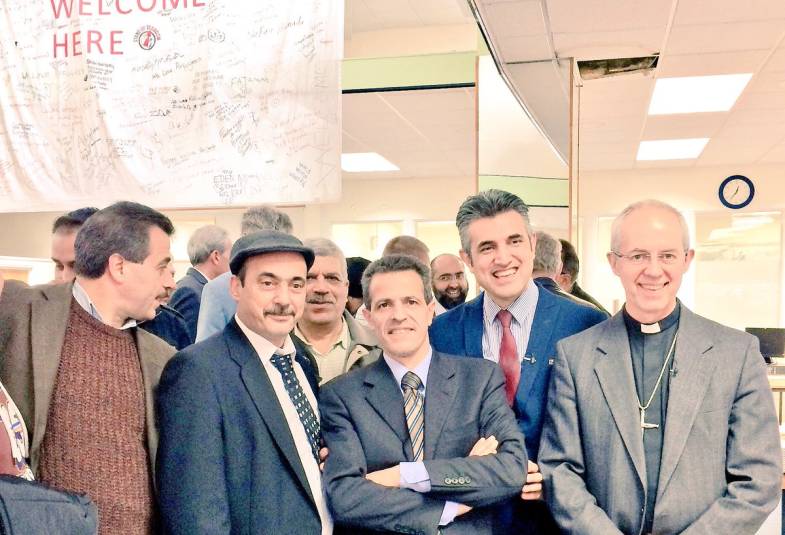 Archbishop Justin visits centre for refugees 