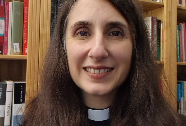 Rev Dr Isabelle Hamley