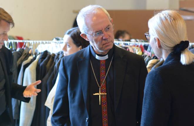 Archbishop of Canterbury spends time with Ukrainian refugees in Romania 